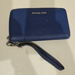 GUC Michael Kors Jetset Electric Blue Zip Wallet